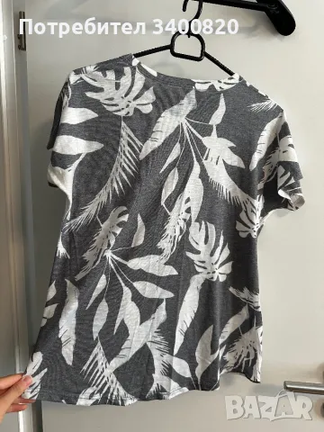 Дамска тениска, снимка 4 - Тениски - 47492601