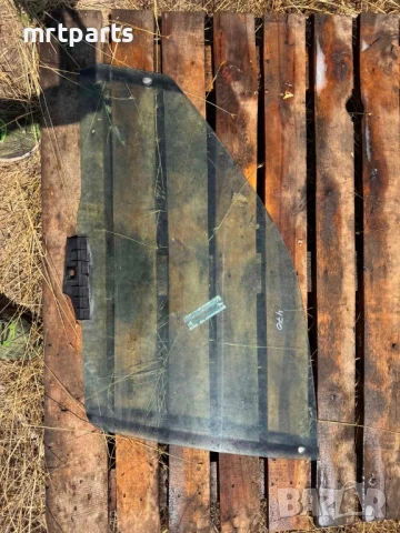 Стъкло за предна лява врата за Audi A6 C4/Audi 100