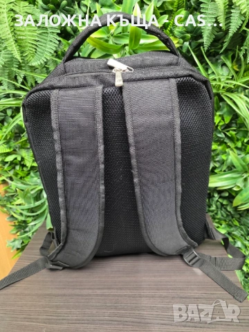 Раница Trussardi Jeans – отлично състояние, снимка 2 - Раници - 54236680