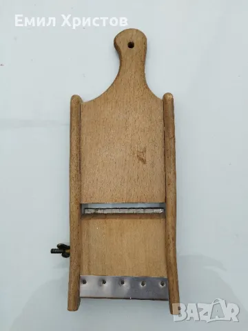 Старо дървено ренде.