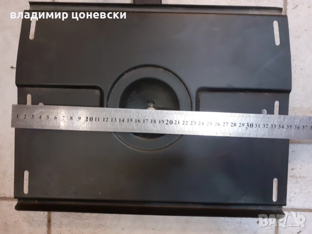 Стойка за стена за малък телевизор, снимка 3 - Стойки, 3D очила, аксесоари - 52317031