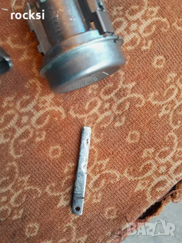 Контактен ключ ,патрон и заготовка за ключа и секрети за патрон за Форд Конект 2014–2019 , снимка 2 - Части - 48669743