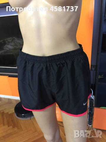 Дамски шорти Nike, размер S