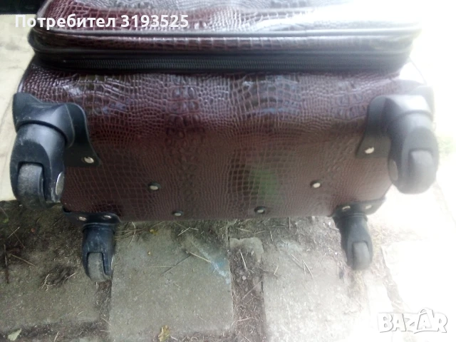 Пътнически кожен куфар, снимка 6 - Куфари - 50678922