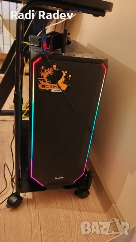 Геймърски компютър / i5 8400 / 24 GB RAM / RX 6600 / 1TB (SSD + HDD)