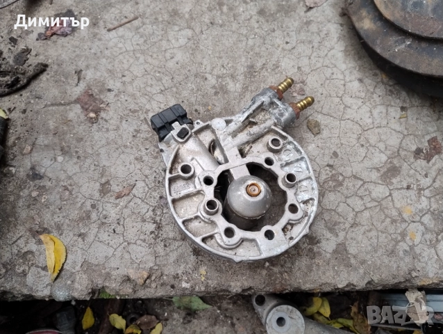 Моно Инжекцион Горна Част + Дюза За Фолксваген Пасат Б3 1.8Моно 1992г / VW Passat B3 1.8Mi 1992y, снимка 2 - Части - 52539851