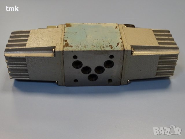 Хидравличен разпределител "Хидравлика" тип РХ 1005 100 220V 320Bar, снимка 6 - Резервни части за машини - 42888515