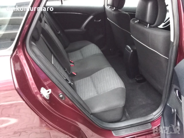 Toyota Avensis 2.0D4D-124kc. 6ck. FACELIFT, снимка 13 - Автомобили и джипове - 53223590