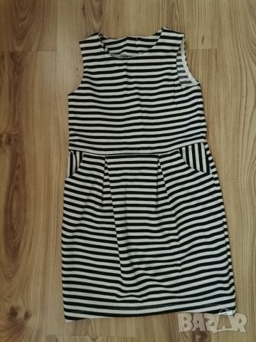 Детска рокля  H&M, size 122/128, 6-8г., много запазена
