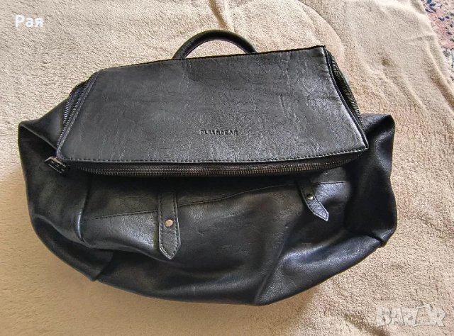 Дамска черна чанта / раница Pull&Bear, снимка 2 - Раници - 49808378