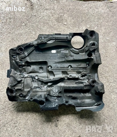 Капак двигател Фолксваген Пасат VW Passat b6, снимка 2 - Части - 54285998