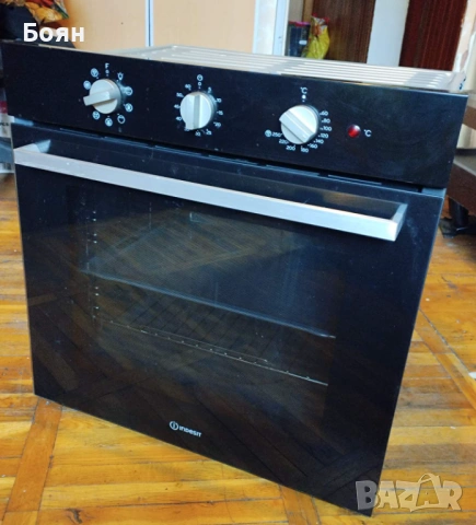 Фурна за вграждане indesit