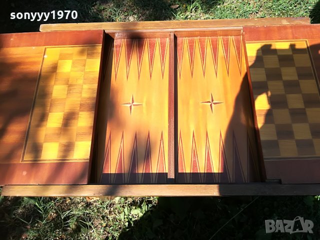 УНИКАТ-ФУРНИР-антика-стара маса табла и шах-90х60х50см-сгъната, снимка 12 - Колекции - 30028351