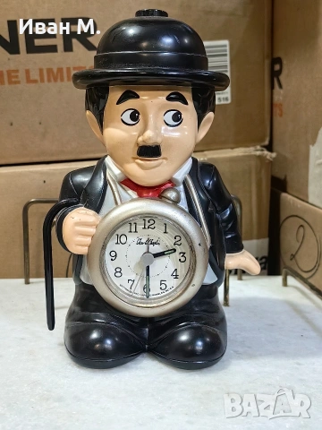 Страхотен кварцов часовник Чарли Чаплин