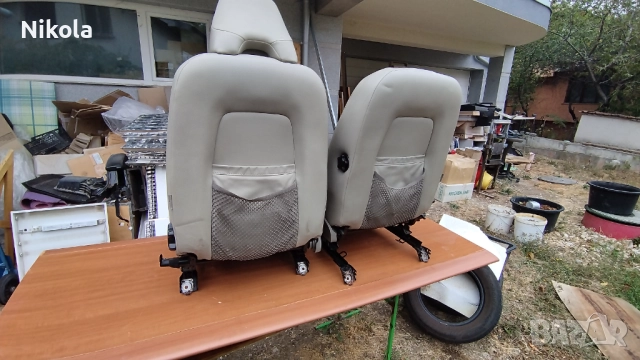 VOLVO XC90 Седалки предни и 2 задни светла кожа , снимка 3 - Части - 51887560