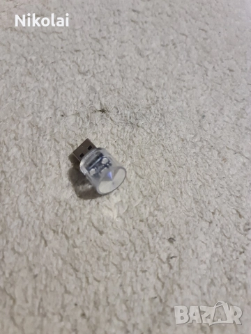 USB крушка за кола и др., снимка 2 - Аксесоари и консумативи - 52678572