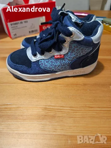 ботички за момичета 25размер kickers, снимка 5 - Детски обувки - 50305136
