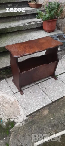 Поставка за вестници с плот, снимка 3 - Маси - 51037846