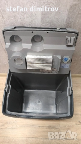 Комбинирана хладилна чанта Ezetil 12/220 волта с обем 30 литра , снимка 5 - Хладилни чанти - 53940087