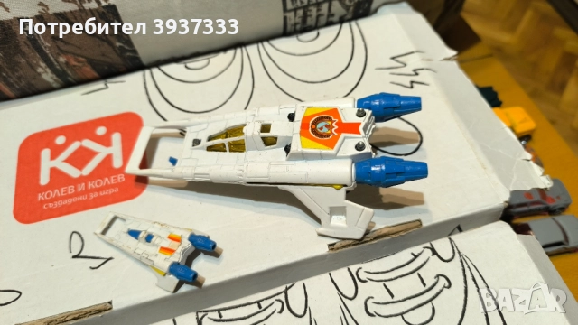 Два старфайтъра на английската фирма Корги к-кт., снимка 14 - Други ценни предмети - 52821580