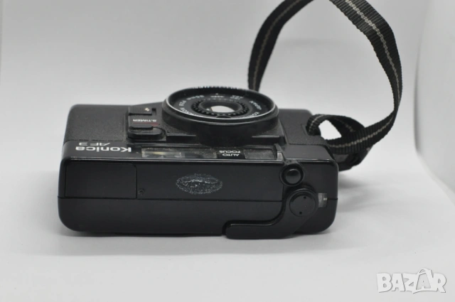 2 фотоапарата Konica, снимка 4 - Фотоапарати - 53072961