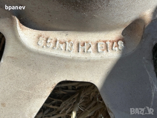 Продавам оригинална джанта с гума за Ауди 19 цола 8,5J ET48, снимка 3 - Гуми и джанти - 51438576