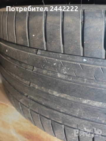 275-35R22 година 2022, снимка 2 - Гуми и джанти - 54301174