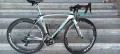 Шосеен карбонов велосипед Bianchi, снимка 1