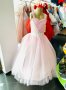 Празнична рокля с обръч в розово, снимка 1 - Детски рокли и поли - 36602334