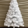 Изкуствена коледна елха в бяло – пухкав снежен ефект, снимка 4