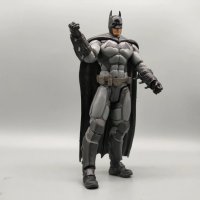 Три модела екшън фигури на Батман(Batman)-18 см, снимка 8 - Колекции - 35432230
