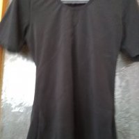 Стягаща блуза/тениска, снимка 1 - Тениски - 29290199