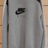 Nike Air-В Много Добро Състояние, снимка 1 - Блузи - 36525299