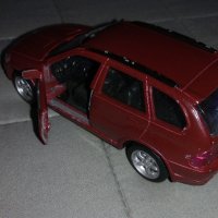 Метална количка BMW X5 - MAISTO 1/42, снимка 2 - Колекции - 39603139