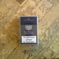 Цигарена кутия "Royal", снимка 1 - Колекции - 34878703