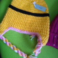 Нова шапка миньон с подаръци, снимка 7 - Шапки, шалове и ръкавици - 30618256