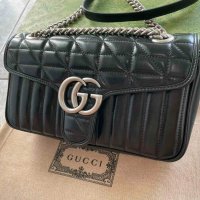 Оригинална Гучи Черна Кожена чанта Gucci Marmont Дръжка И Синджирv GG, снимка 1 - Чанти - 42158336