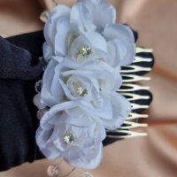 Сватбен аксесоар - метален гребен с три красиви бели цветя от плат, снимка 9 - Аксесоари за коса - 39300070