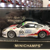 Колекционерски модел метална количка MINICHAMPS PORSCHE 911 GT3 RS2004, снимка 1 - Колекции - 38657594