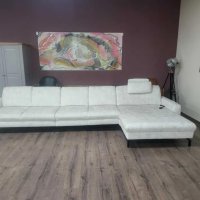 Кремав ъглов диван от плат с лежанка MM-ZE1126 с ел. механизъм, снимка 1 - Дивани и мека мебел - 44216172