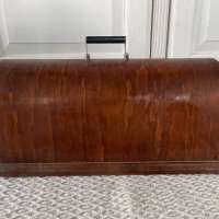 Куфар дървен стар за швейна Машина, снимка 1 - Шевни машини - 44479306