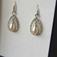 Висящи обеци с перли и кристали Swarovski, снимка 2 - Обеци - 42713641