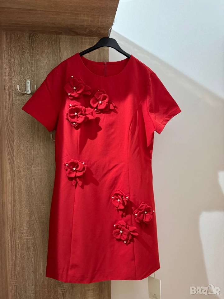 Дамска рокля с 3Д цветя , снимка 1