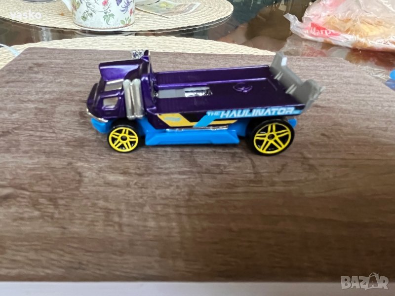 Hotwheels-Интересен, снимка 1