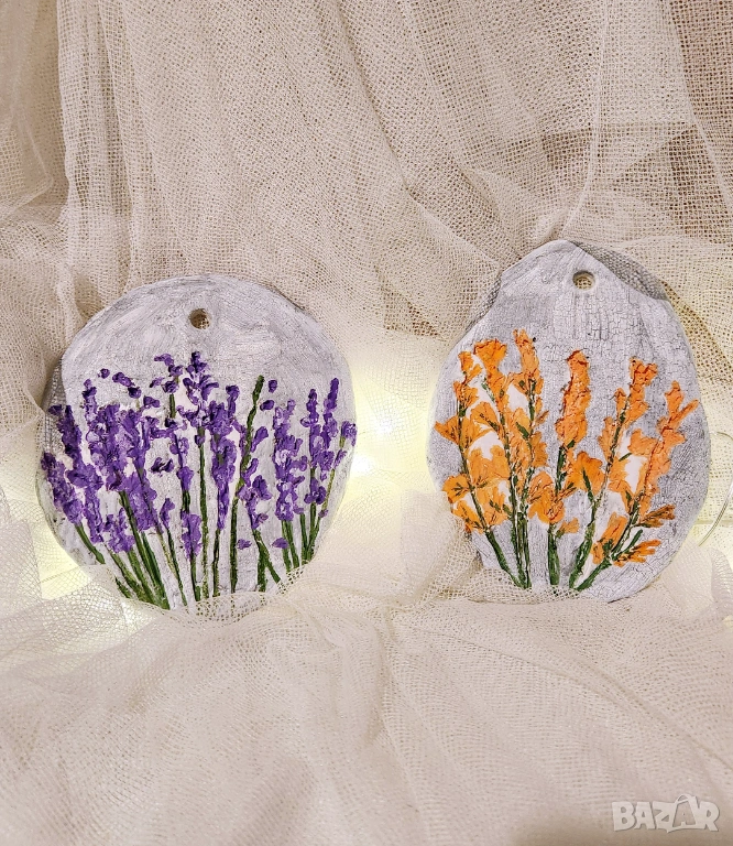 Ръчно изработено пано от глина с релефни цветя, снимка 1