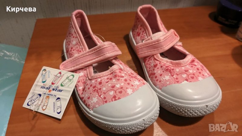 Детски гуменки за момиче 28 - ми номер с лепка, снимка 1