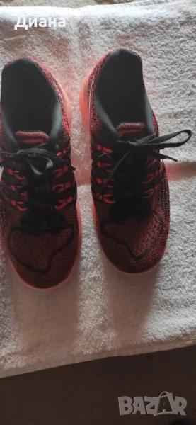 NIKE, снимка 1