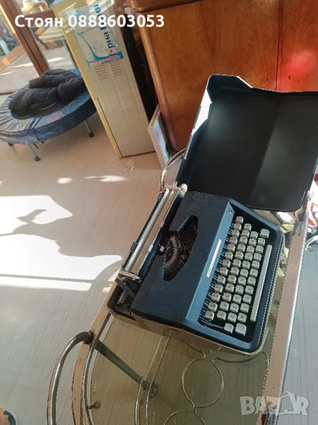 Пишешта машина внос от Италия, снимка 1
