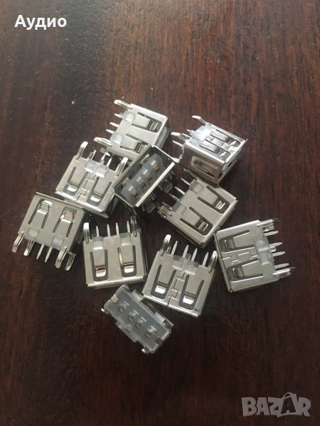 ОРИГИНАЛНИ USB букси за панели на CD-та PIONEER също така и в черно, снимка 1