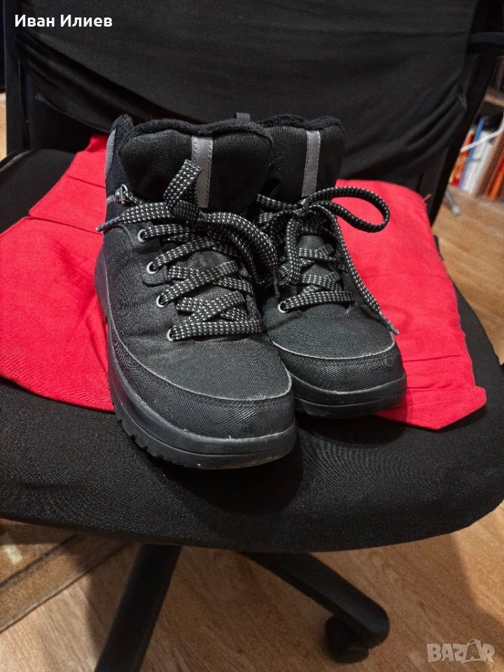 Зимни боти обувки Quechua 40 номер, снимка 1